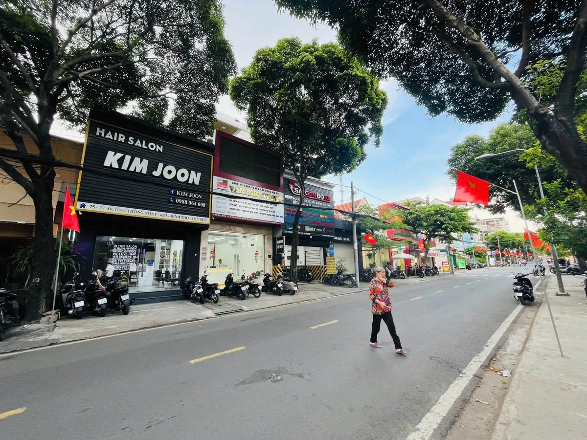 Bán nhà mặt tiền đường Thống Nhất 114m2, 1 trệt 1 lầu, 4PN, Phường Bình Thọ, Thủ Đức - Ảnh 1