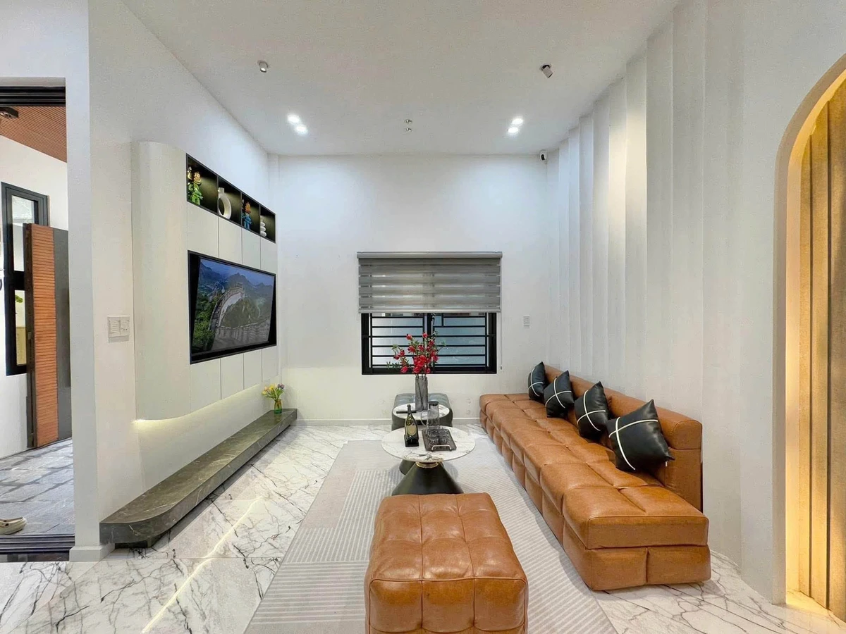 Bán nhà 4 tầng 55m2 ngang 11m, 3 phòng ngủ full nội thất, phố Lê Duẩn, Đà Nẵng - Ảnh thu nhỏ 3