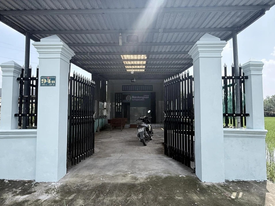 800 TR ! NHÀ DÂN CẤP 4 ( 5x40) XÂY KIÊN CỐ. CC SỔ RIÊNG . FULL THỔ CƯ CẦN BÁN GẤP - Ảnh thu nhỏ 4