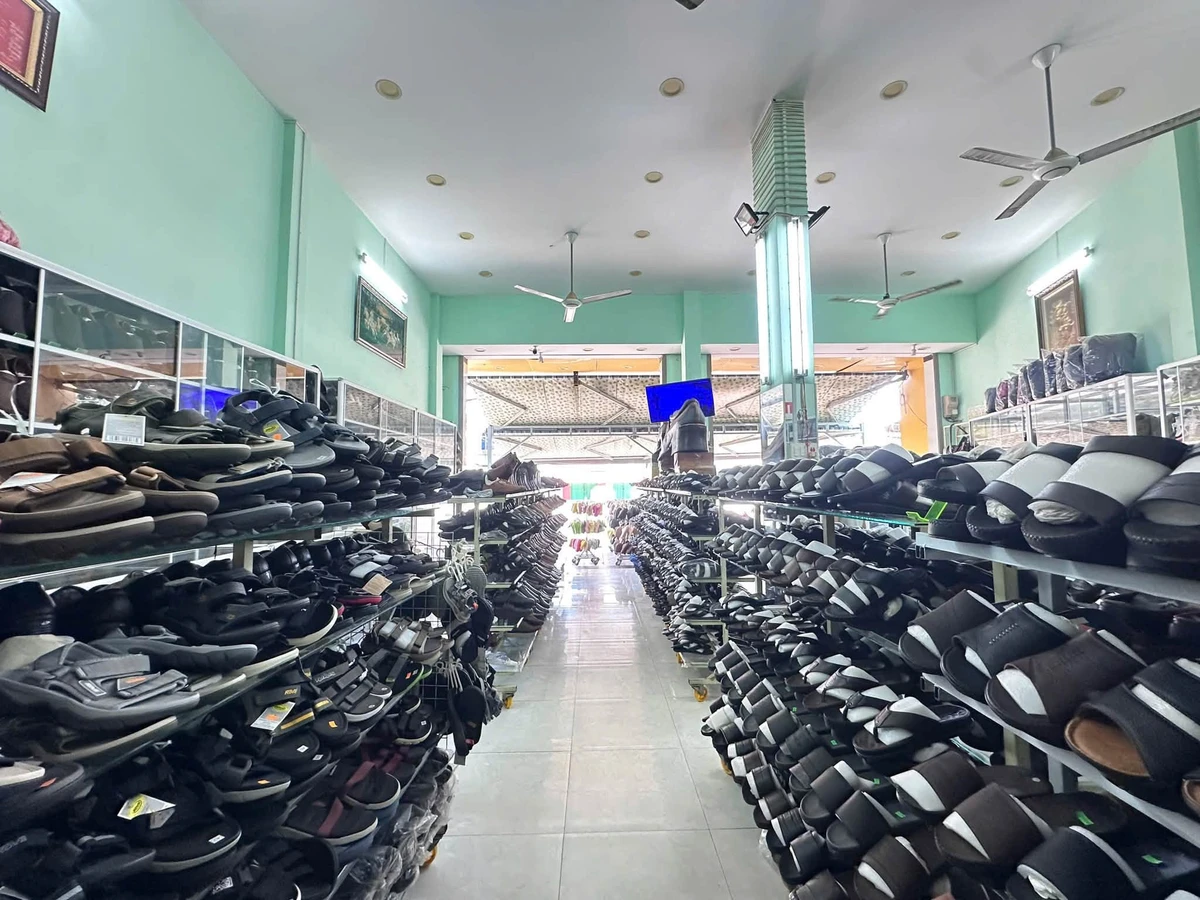 Bán nhà mặt tiền Trần Hưng Đạo, Phan Thiết, 120m2, 16.2 tỷ - Ảnh thu nhỏ 4