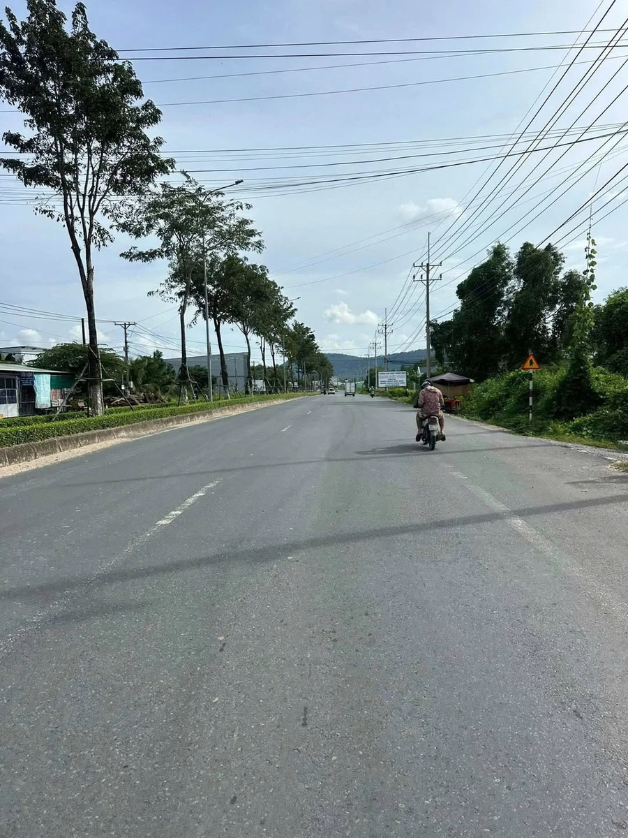Bán đất Phú Quốc sổ hồng riêng 2500m² 2 tỷ 2 - Ảnh 1