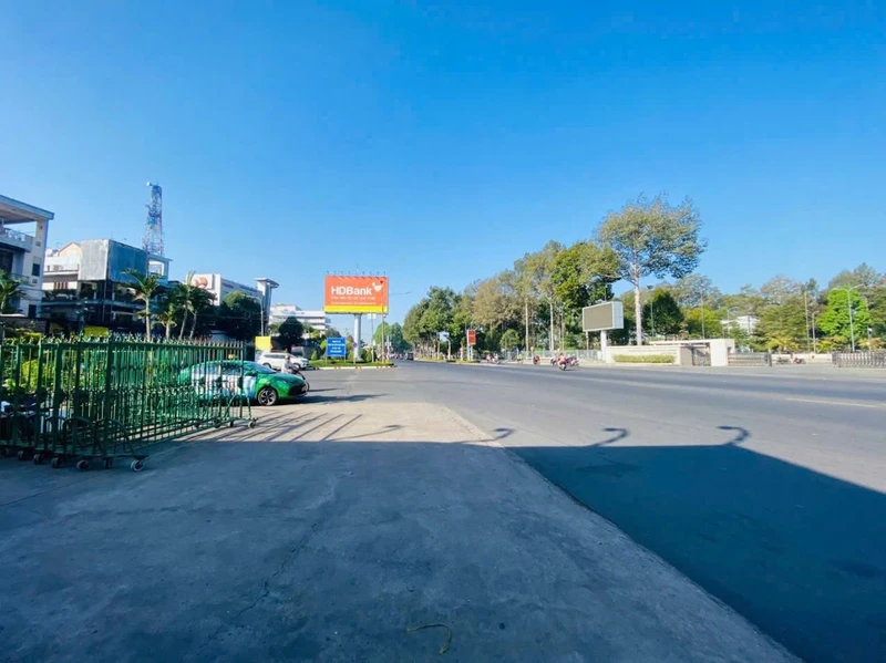 Bán đất thổ cư 180m2 sổ riêng, hẻm ô tô, Phường Tân Tiến (Tam Hiệp), Biên Hòa