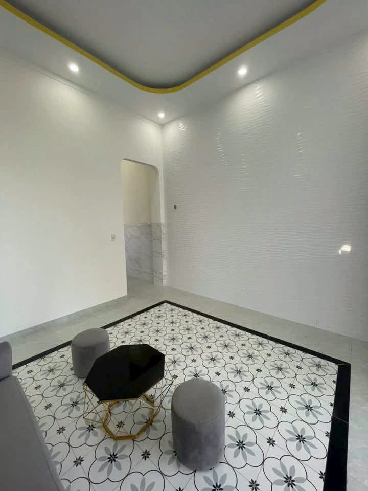 Bán nhà 2 phòng ngủ 96m² mặt tiền Nguyễn Văn Linh - Ảnh thu nhỏ 3