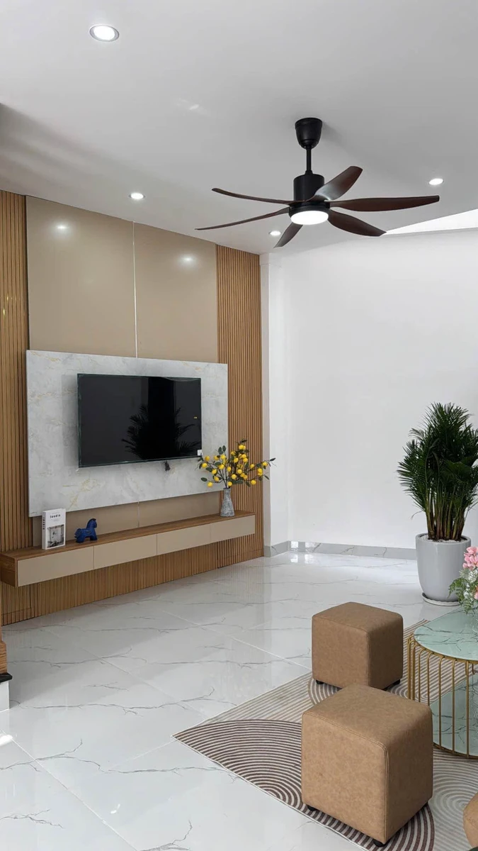 Nhà 3 lầu mặt tiền Lương Thế Vinh 55m2, 4 tỷ 680 - Ảnh thu nhỏ 2
