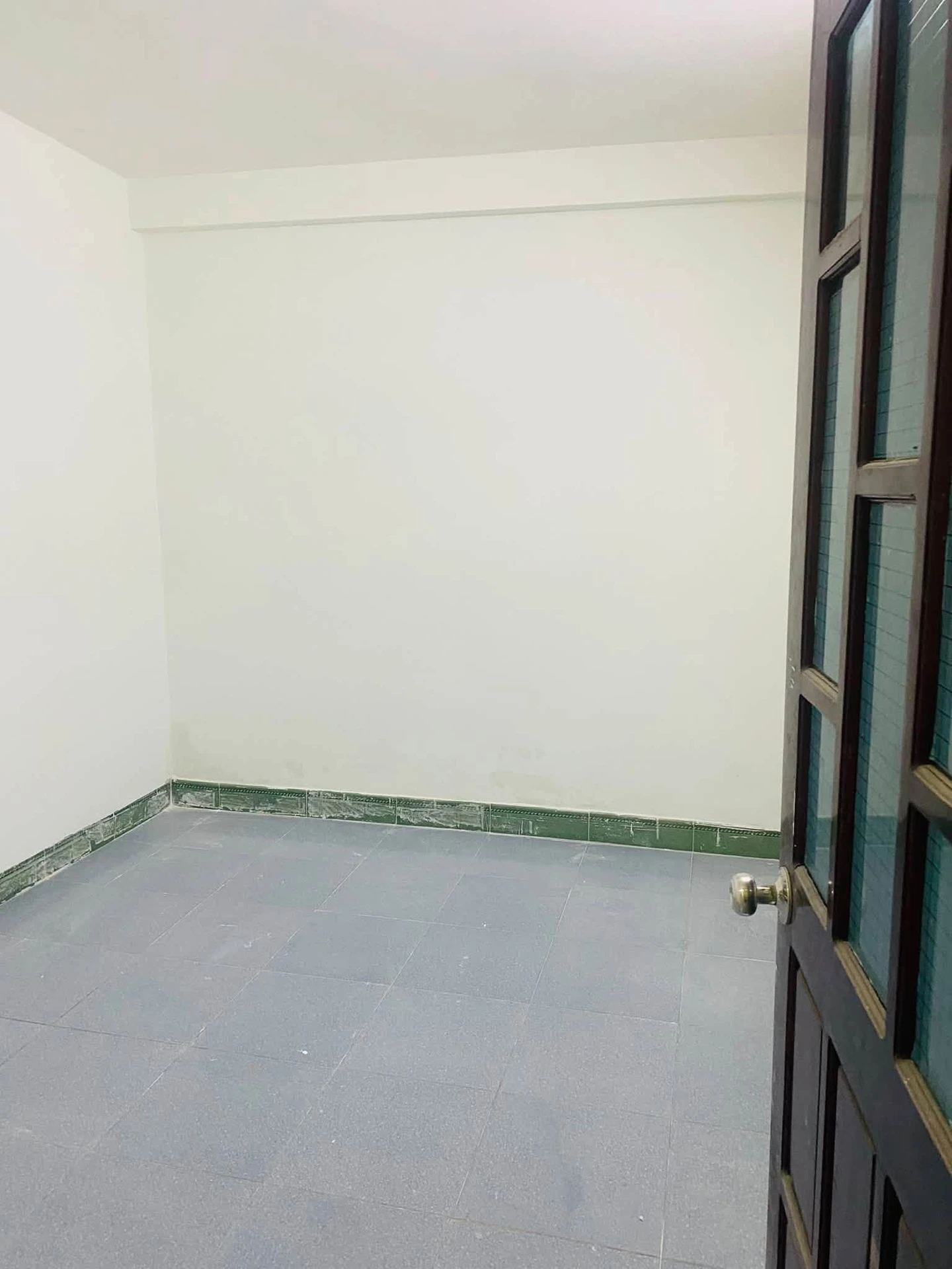 Bán nhà hẻm 66.8m² 2PN 2WC Hoàng Văn Thụ, giá 2 tỷ - Ảnh 1