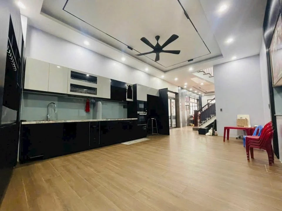 Bán biệt thự 200m² 4 phòng Tân Phú - 7,9 tỷ - Ảnh thu nhỏ 5