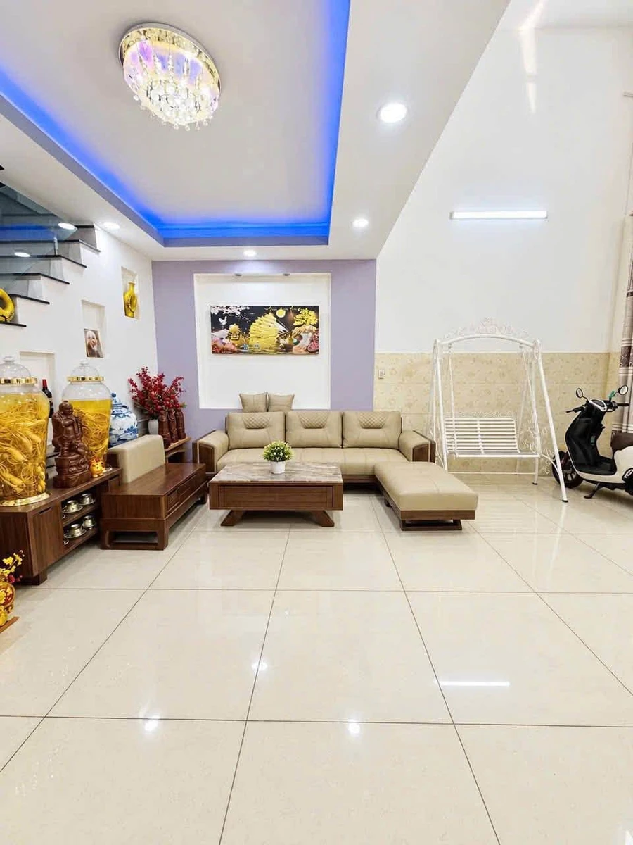 Bán nhà hẻm ô tô 3 tầng 59m² đường Trịnh Đình Trọng, Tân Phú giáp Quận 11, giá 6,2 tỷ - Ảnh thu nhỏ 2