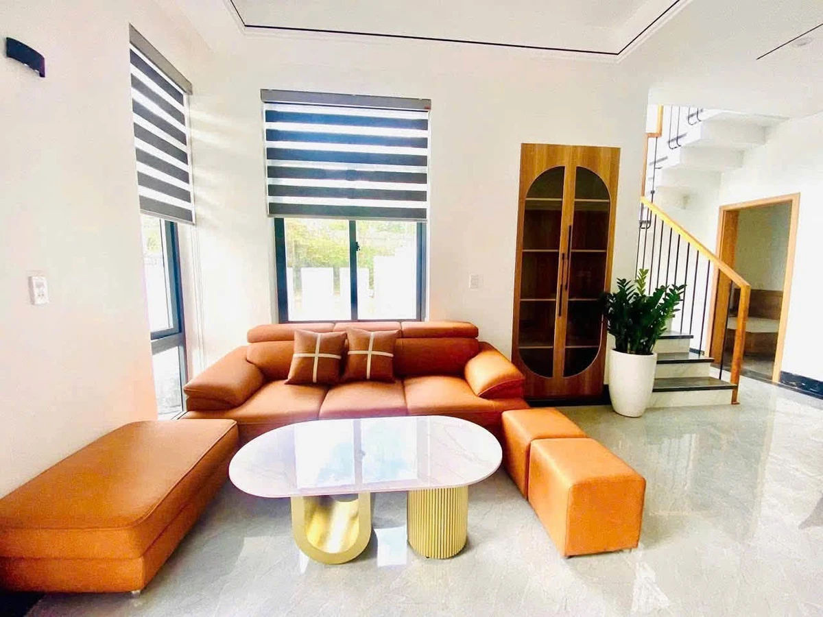 Bán nhà 2 tầng 2 mặt tiền 110m2, 3PN, đường Hoài Thanh, Thủy Xuân, Huế - Ảnh 1