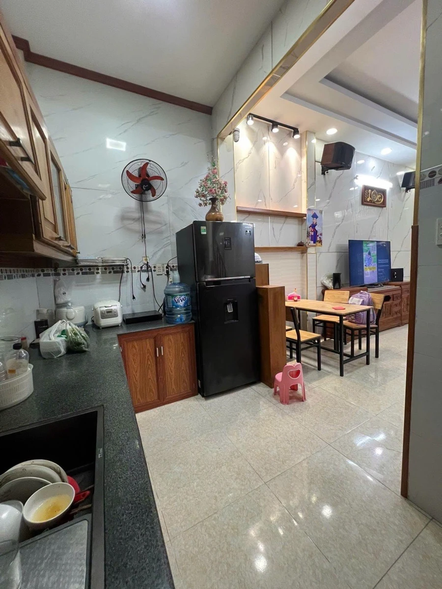 Bán nhà 1 trệt 1 lầu hẻm xe tải Tân Thới Hiệp 21, Quận 12, 45m2, giá 4,3 tỷ - Ảnh thu nhỏ 3
