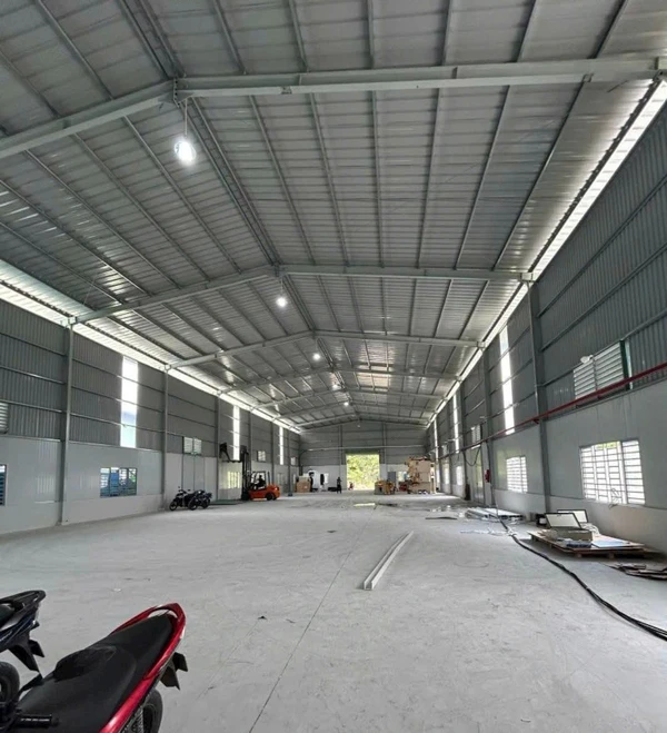Cho thuê nhà xưởng 1200m2 tại Long Thành, Đồng Nai
