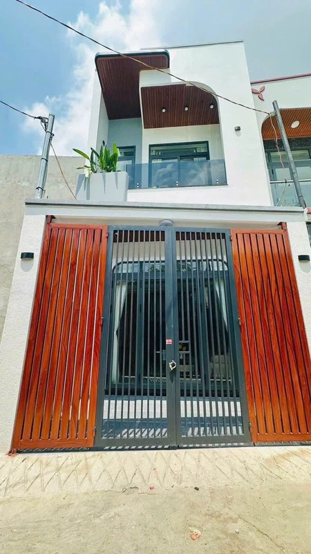 Bán nhà 1 trệt 1 lầu 4,2x15m, 3PN 2WC, hẻm ô tô KP3 Trảng Dài