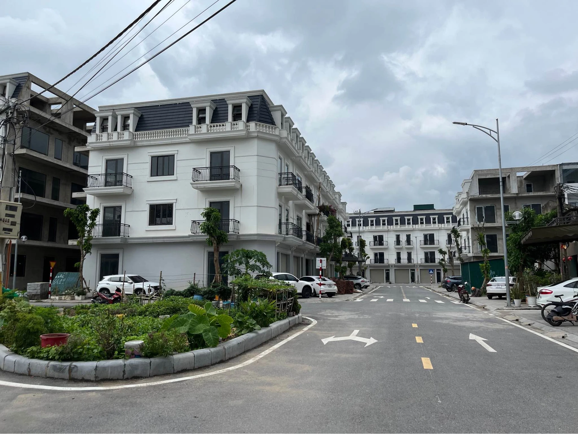 Bán lô góc 2 mặt tiền Thành Yên 80m² Bình Chánh - Ảnh 1