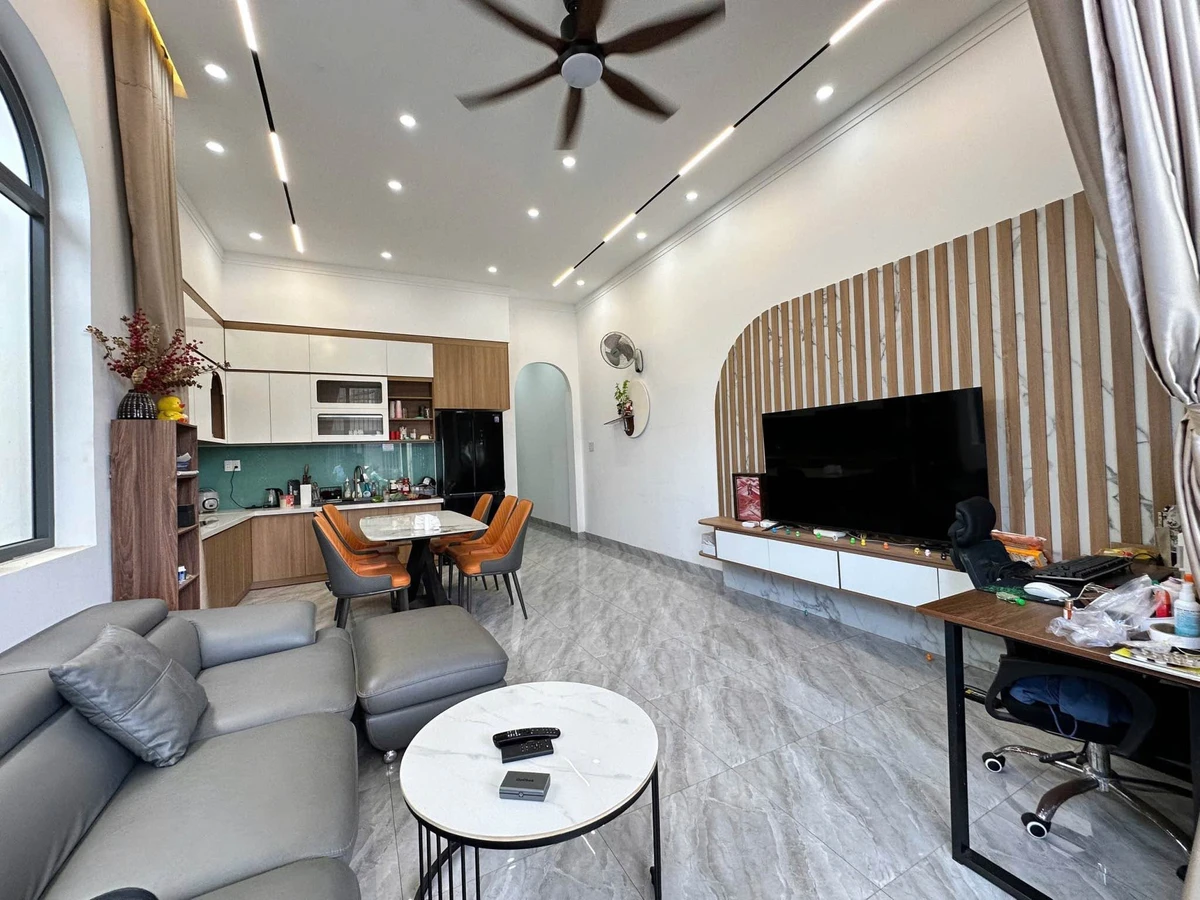 Bán nhà 2 phòng ngủ Buôn Ma Thuột, 60m2, 2,39 tỷ - Ảnh thu nhỏ 2