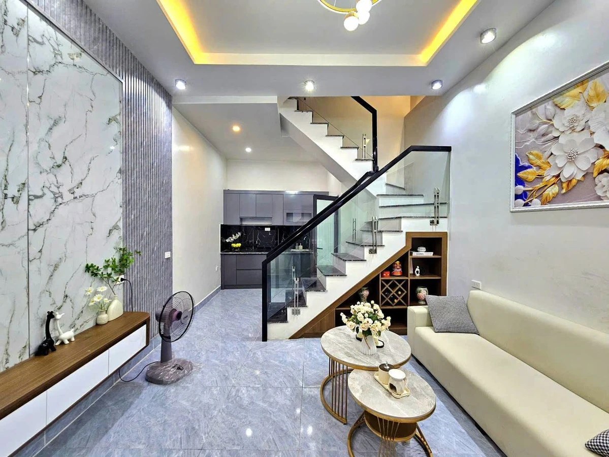 Bán nhà 3 tầng mới 30m2, 3 phòng ngủ gần Hồ Sen, phố Dư Hàng, Hải Phòng - Ảnh thu nhỏ 2
