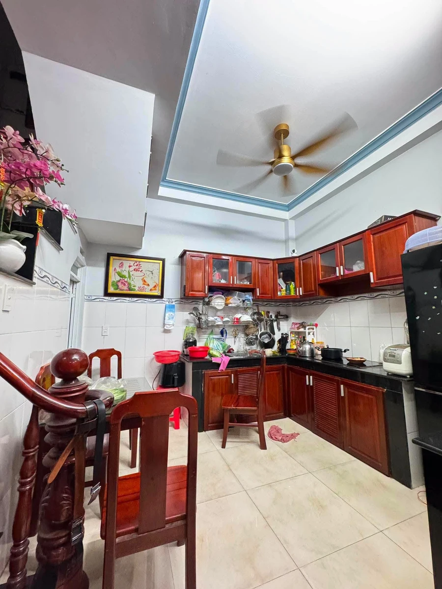 Bán nhà 4 tầng 4.5x10m hẻm 5m gần Nguyễn Thị Đặng, Tân Thới Hiệp, Quận 12 - Ảnh thu nhỏ 3