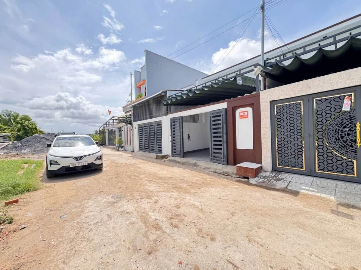 Bán nhà 2 phòng ngủ 100 m² Huỳnh Tấn Phát Rạch Giá An Giang - Ảnh thu nhỏ 2