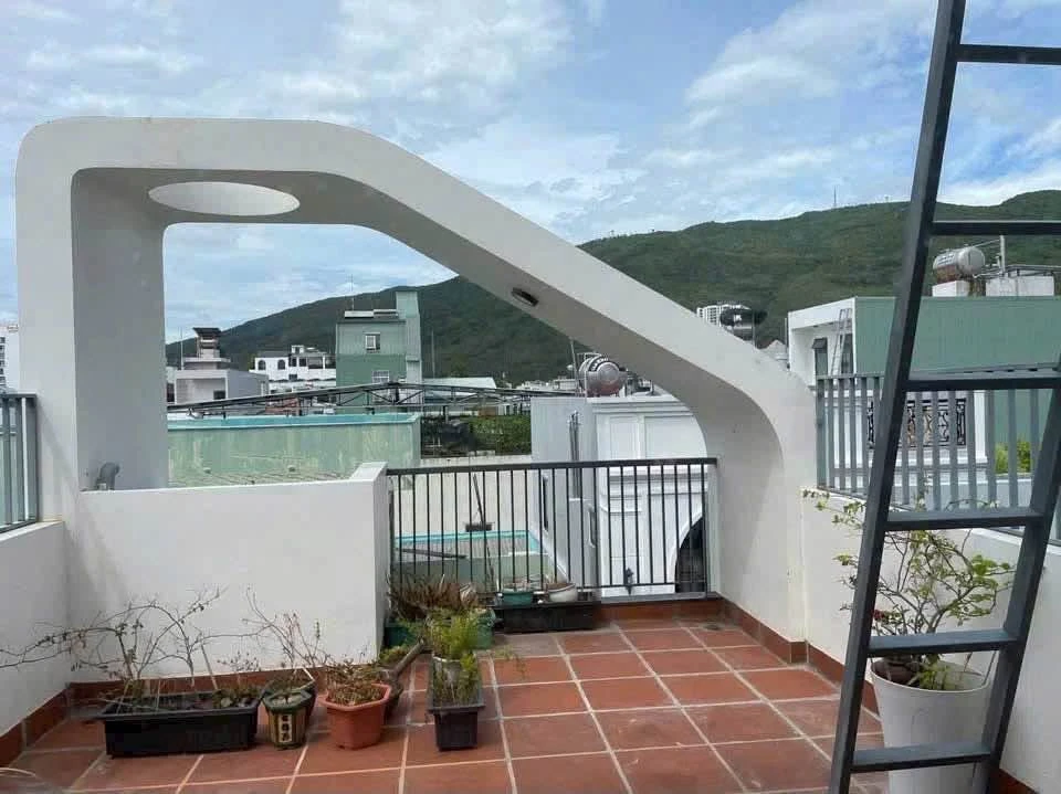 Bán nhà phố 4PN mặt tiền 43.5m² Quy Nhơn 5.5 tỷ - Ảnh thu nhỏ 4