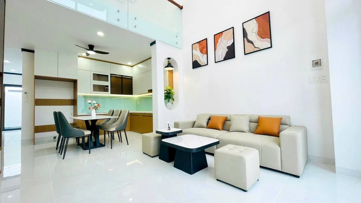 Bán nhà phố gác lửng 5x20m, 3PN, 2WC, giá 1,98 tỷ tại Long Khánh, Đồng Nai - Ảnh thu nhỏ 3