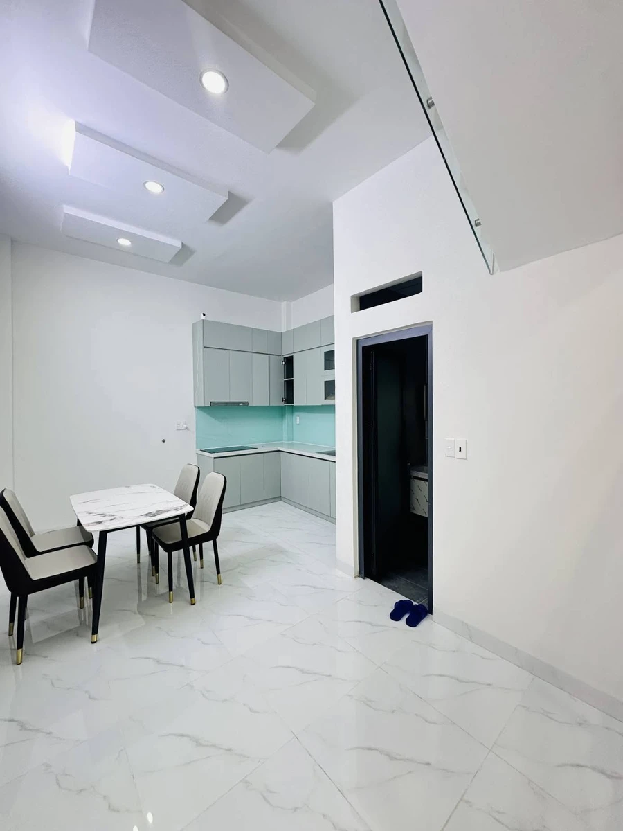 Nhà phố 2 tầng 36m2, 2PN, Bình Thạnh sát Q1, hơn 5 tỷ - Ảnh thu nhỏ 3