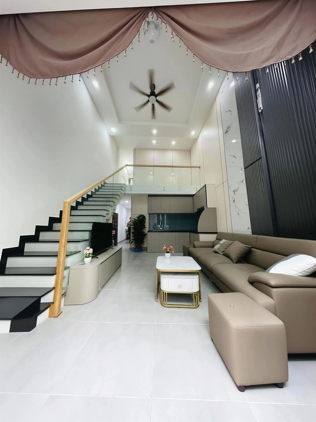 Bán nhà kiệt Lý Thái Tổ 37m2, 2 tầng, 2PN 2WC, nở hậu, gần AEON Mall - Ảnh 1