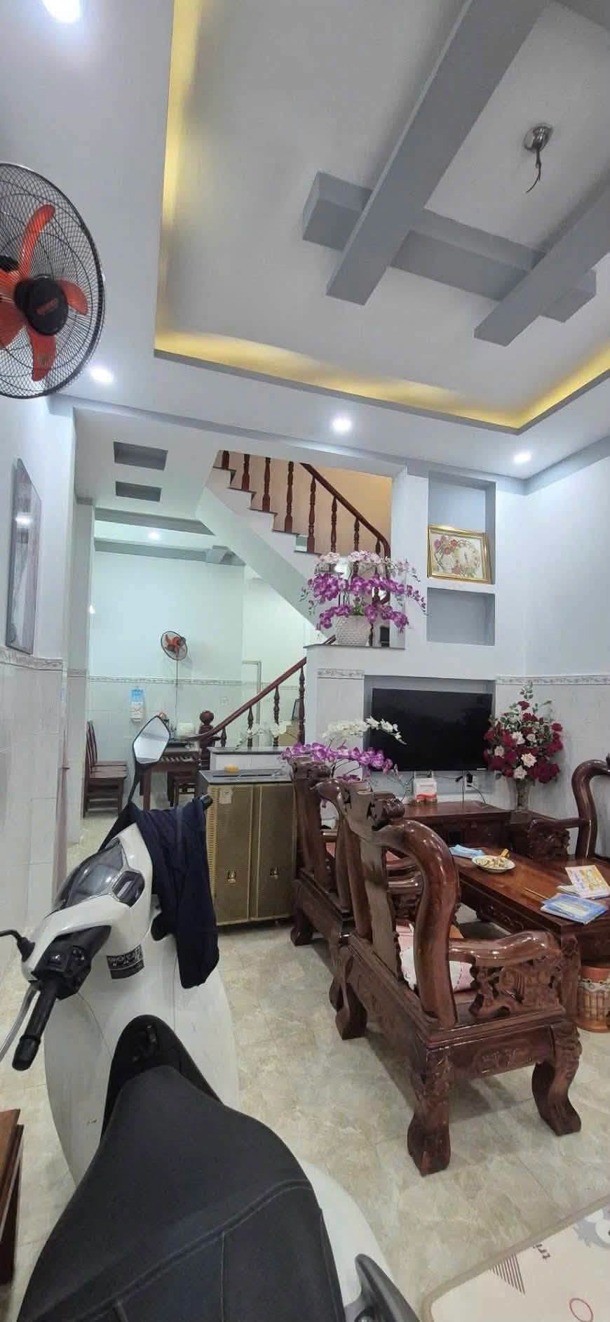 Bán nhà Dĩ An 60m² giá 3,4 tỷ - Ảnh thu nhỏ 2