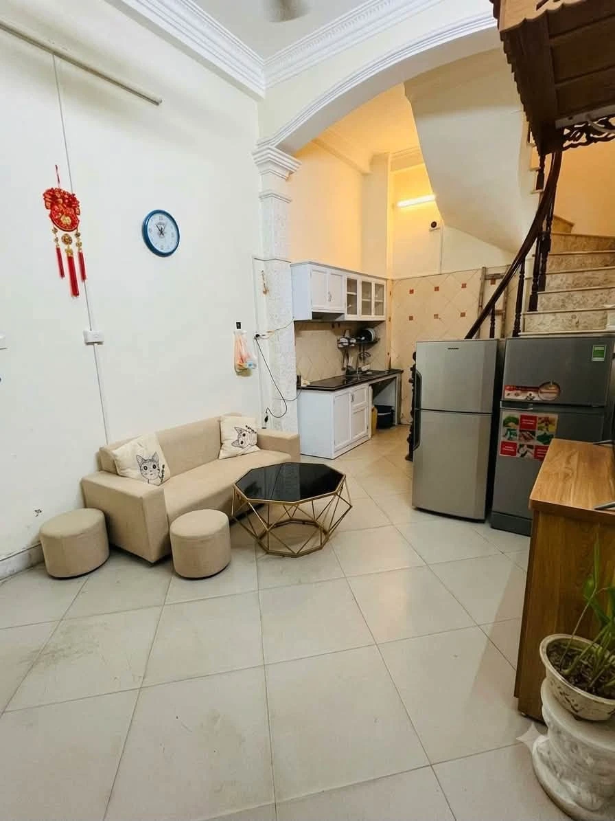Bán nhà 26m2 4 tầng mặt tiền 3.5m Đống Đa chưa đến 4 tỷ - Ảnh thu nhỏ 2