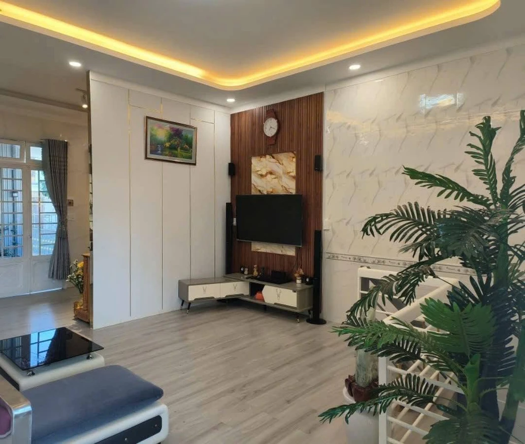 Bán nhà 2 phòng 55m² Thiện Ý, Quận 4 - 1,6 tỷ - Ảnh thu nhỏ 2