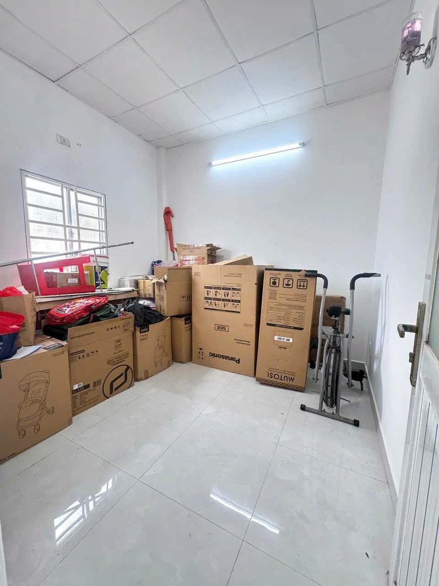 Bán nhà 3 tầng mới 4x11m, 4PN, mặt tiền nhánh Hiệp Thành 45, Quận 12 giá 3,38 tỷ - Ảnh thu nhỏ 2