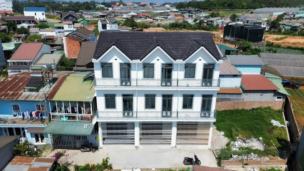 Bán nhà 3 phòng ngủ 42m² Đà Lạt 3 tỷ 790 triệu - Ảnh 1