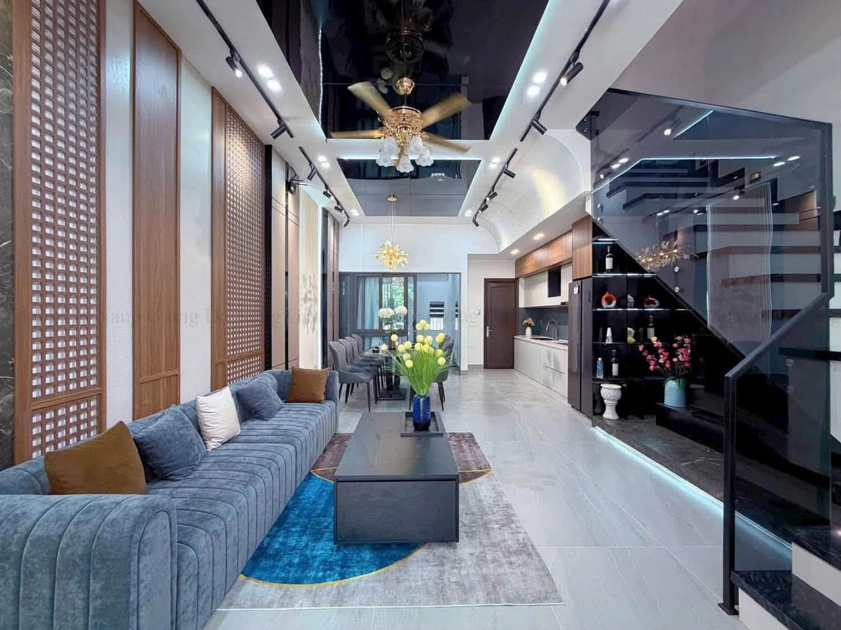 Bán nhà tân cổ điển mặt tiền 77,5m2 Lý Thái Tông - Ảnh thu nhỏ 4