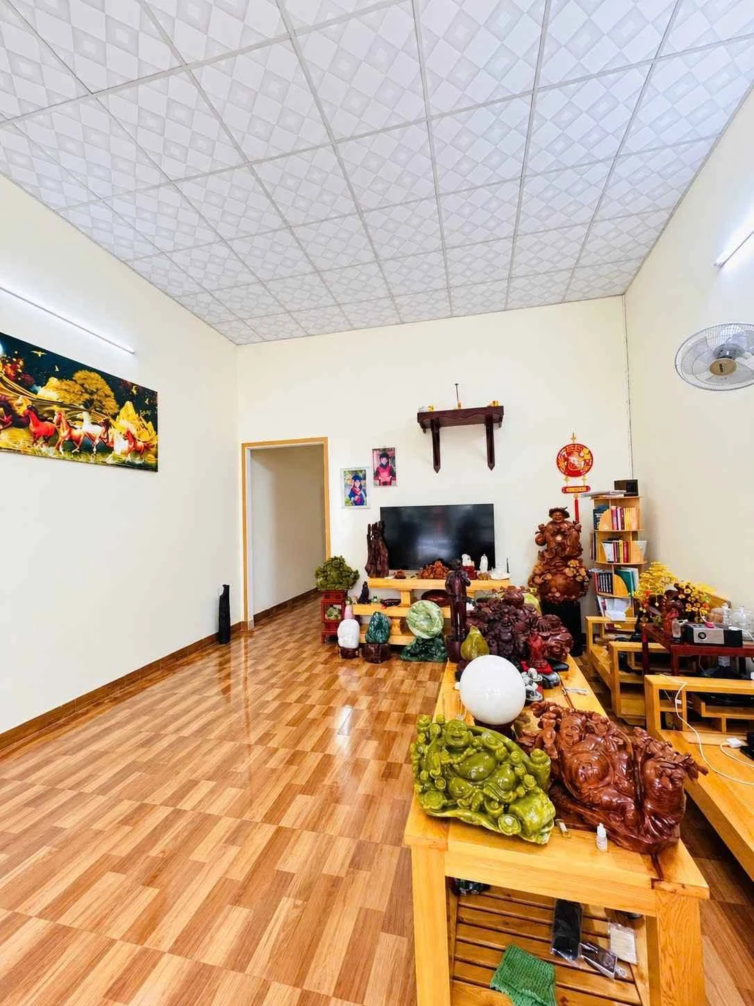 Bán nhà 3 mặt tiền 5x28m Eatu, Buôn Ma Thuột, 2,9 tỷ - Ảnh 1
