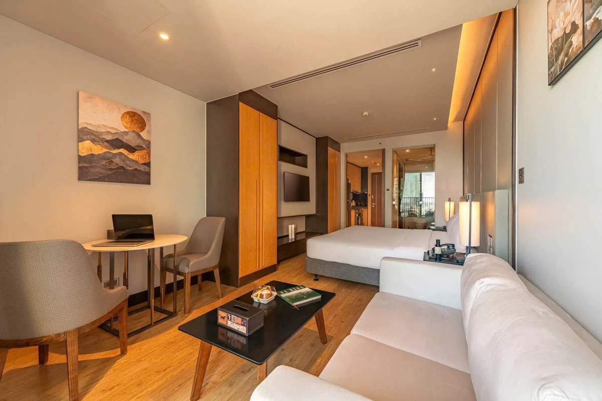 Bán căn hộ studio 38m2 full nội thất view biển Mỹ Khê Đà Nẵng - Ảnh 1