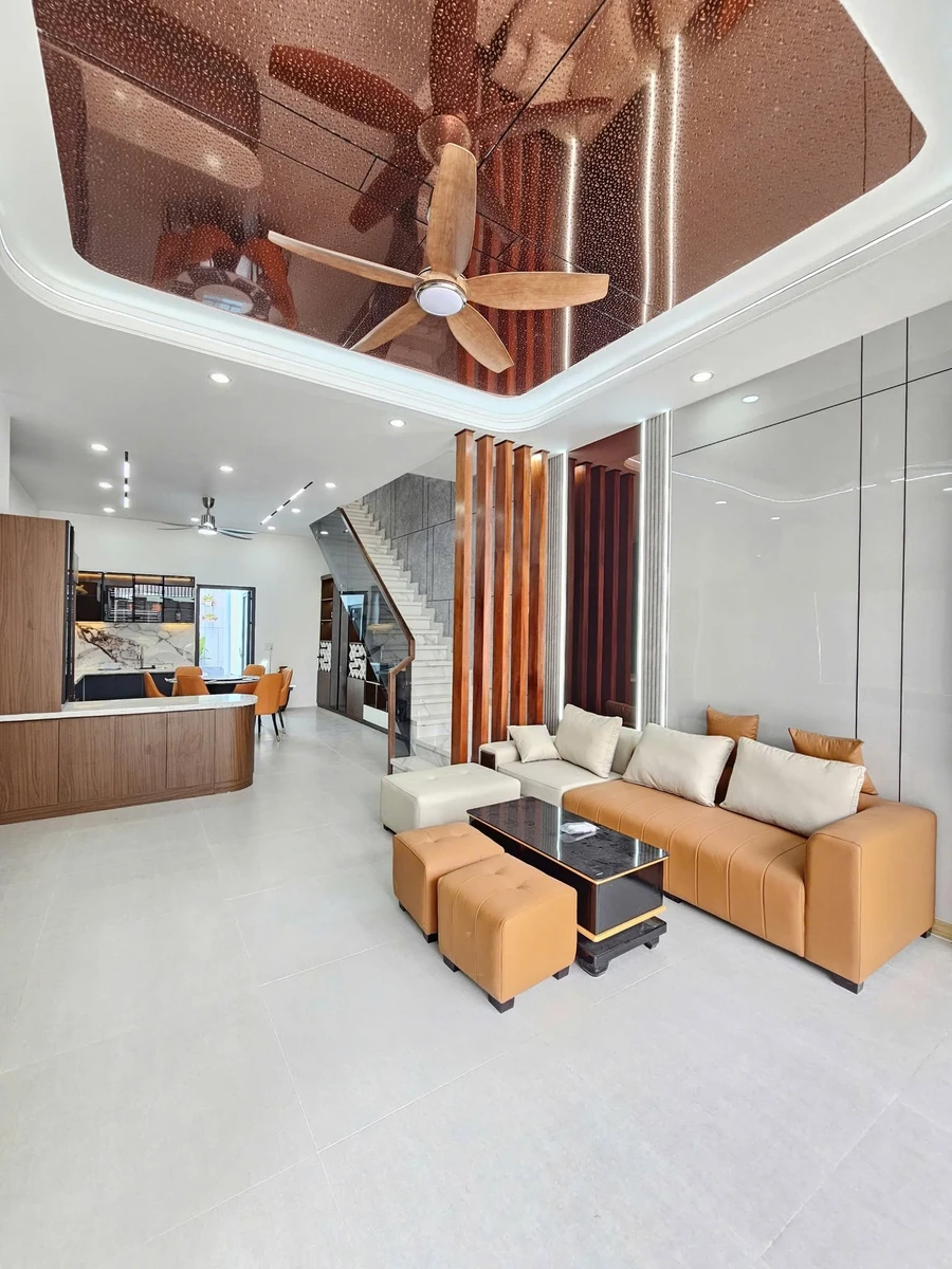 Bán nhà có sân sau 88.4m2 giá 3.99 tỷ Thuận An - Ảnh thu nhỏ 4