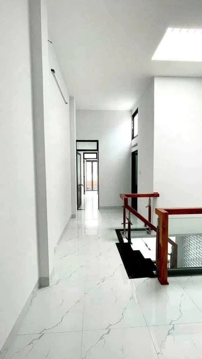 Bán nhà 3 tầng 51m² Hoàng Văn Thụ Quy Nhơn - Ảnh thu nhỏ 3