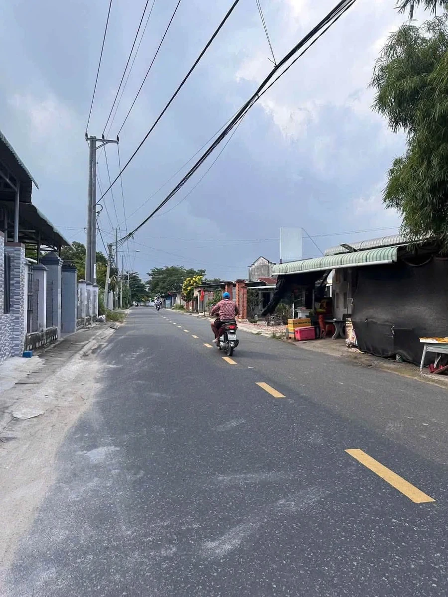 Bán nhà mặt tiền 100m² Tam Phước, Nhà Bè - Ảnh 1