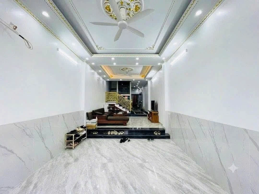 Bán nhà 4 tầng 110m² mặt đường Trung Hành, Hải Phòng - Ảnh thu nhỏ 2
