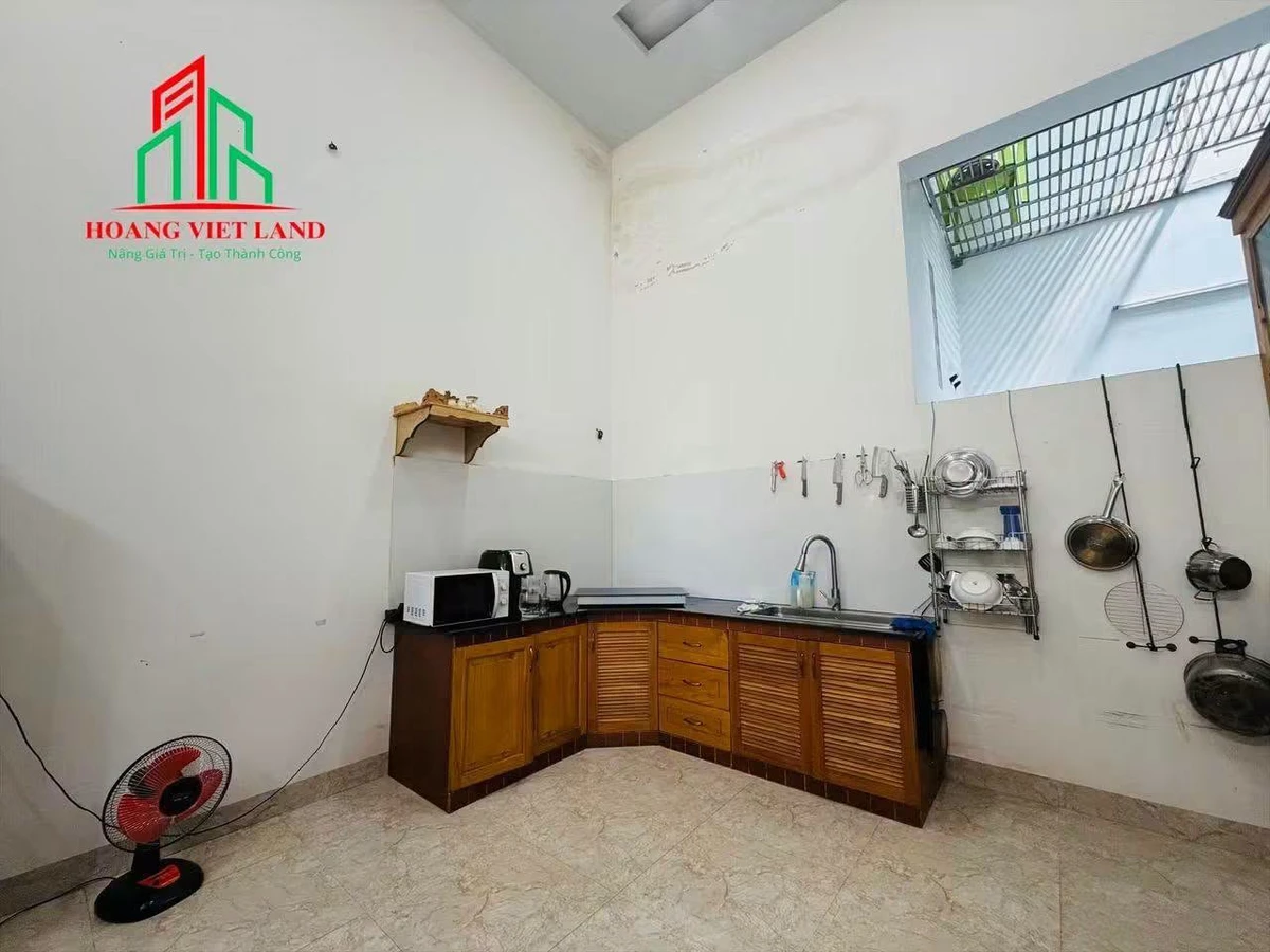 Nhà bán 10 tỷ, mặt tiền 10m, 180,5m² Quận 3 - Ảnh thu nhỏ 3