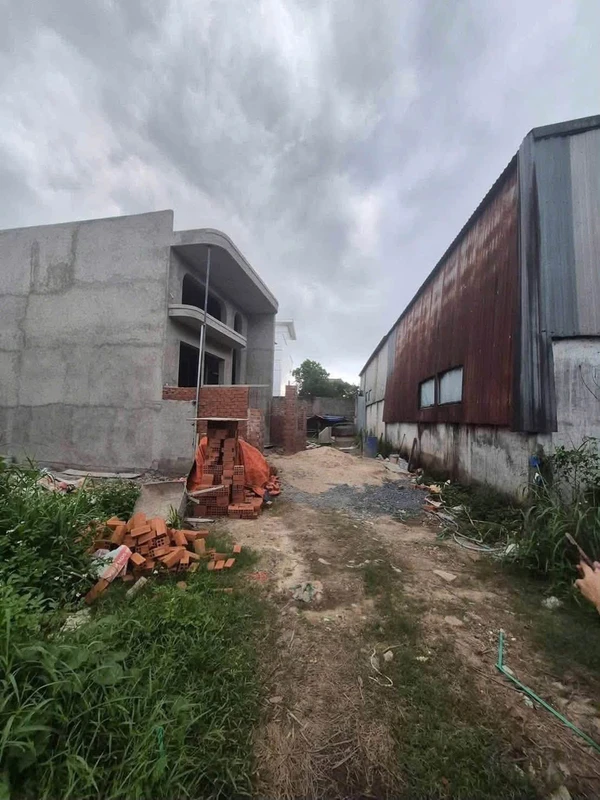 Bán đất sổ riêng 106m² giá 8xx triệu Tân Uyên