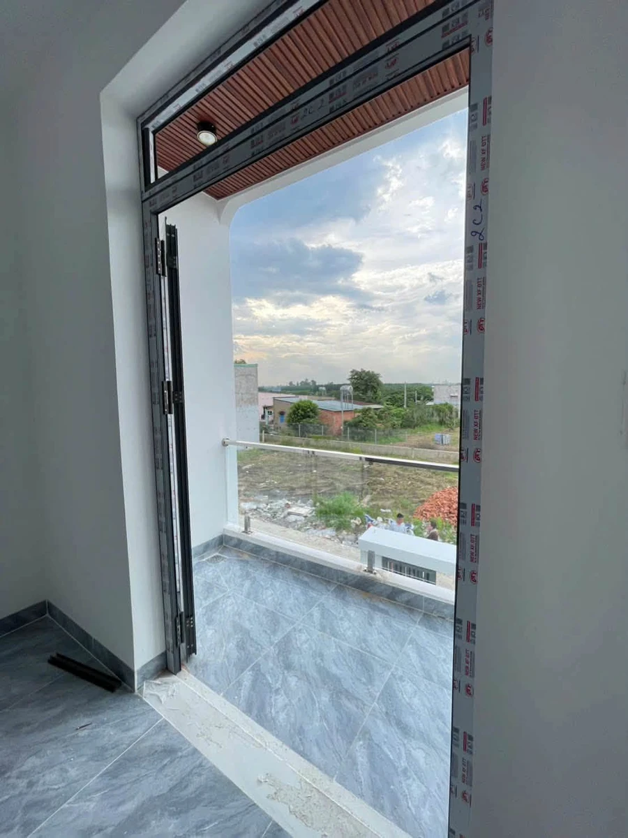 Bán nhà lầu 72m² Cầu Bạch Đằng 2 giá 1 tỷ 690 - Ảnh thu nhỏ 4