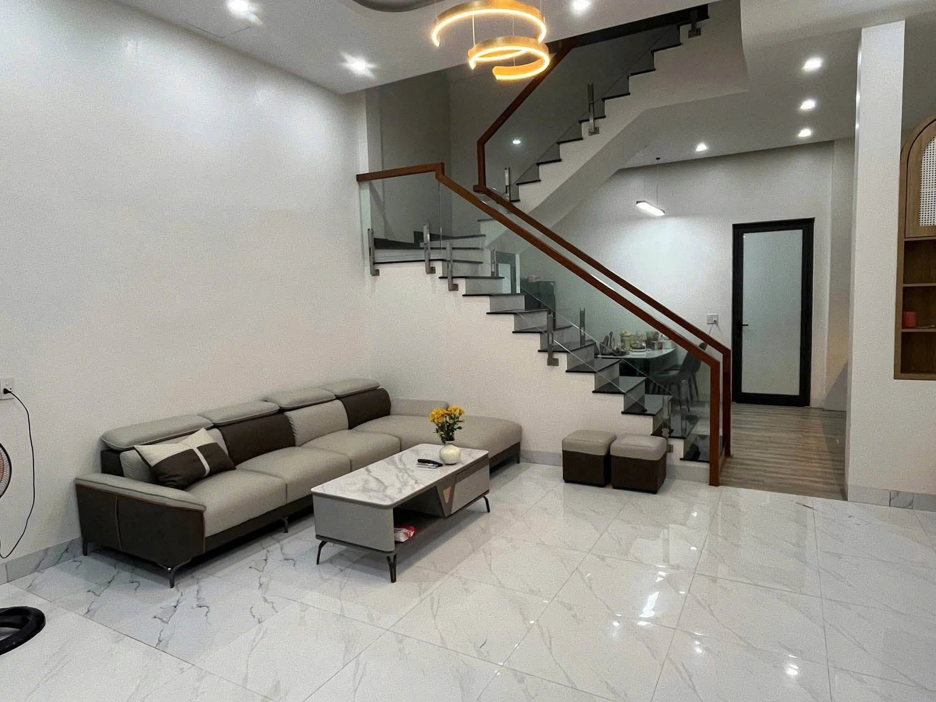 Bán homestay 3 tầng 7 PN 101m2 mặt tiền Huế - Ảnh 1