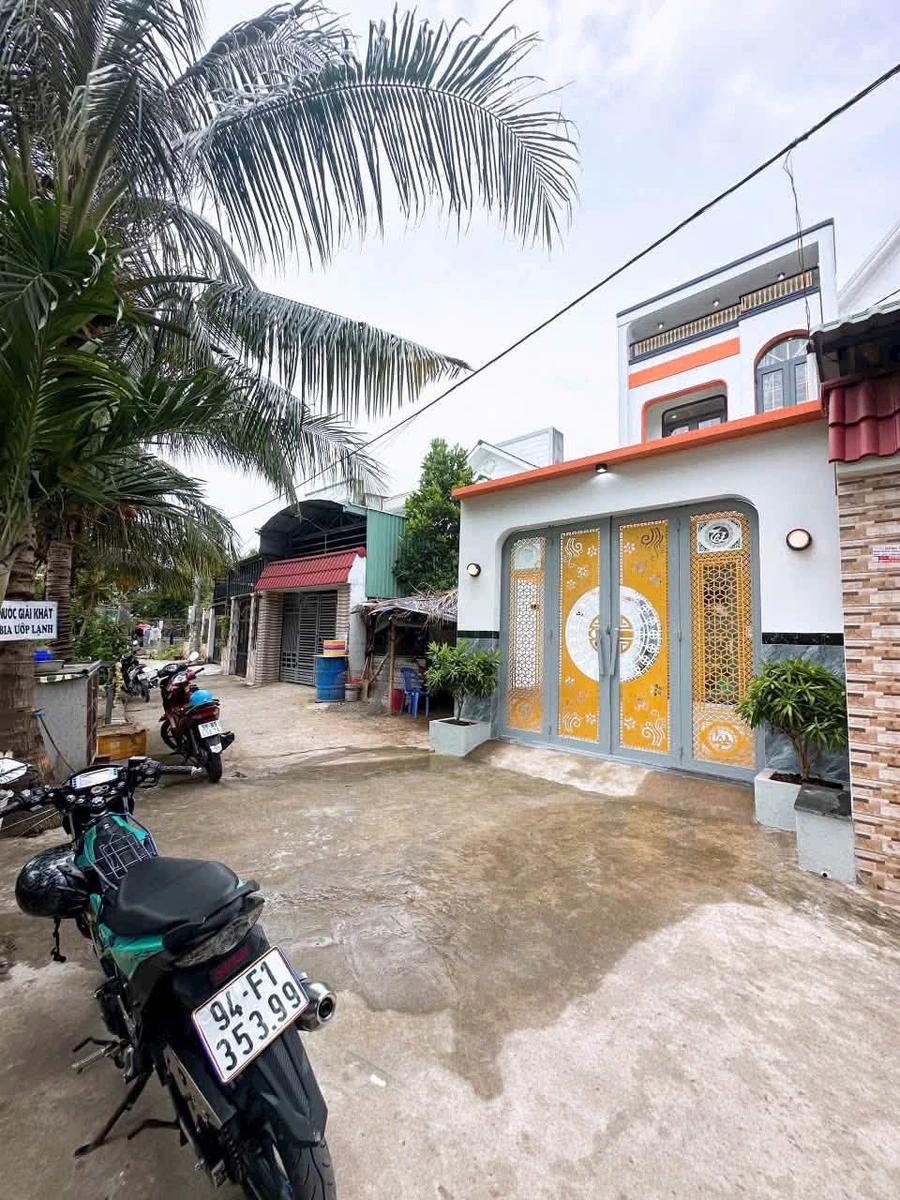Bán nhà Bình Chánh 108m² 4 phòng ngủ 3 tỷ 200 - Ảnh thu nhỏ 2