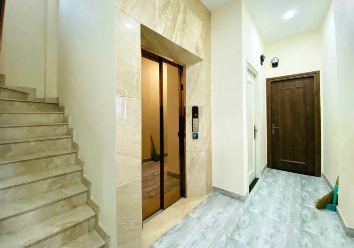 Bán nhà dịch vụ 16 phòng 73m² Hoàng Hoa Thám Bình Thạnh 19.999 tỷ - Ảnh thu nhỏ 2