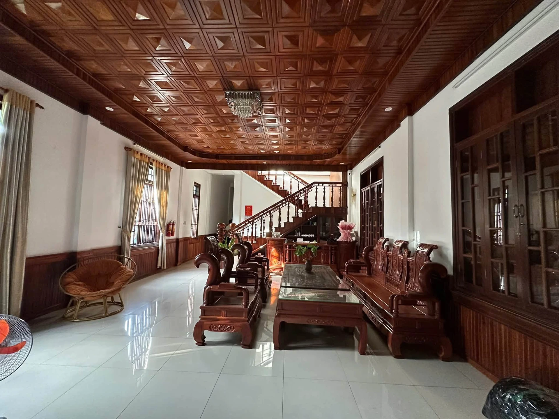 Bán toà nhà 4 tầng mặt tiền Hàn Mạc Tử, 150m2, Huế - Ảnh 1