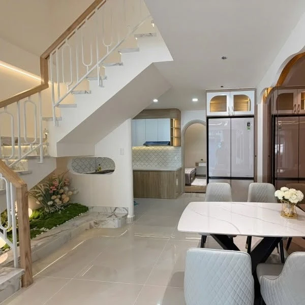 Bán nhà 3 tầng Phường 10, Tân Bình, 130m², 4PN - 8.6 tỷ - Ảnh thu nhỏ 4