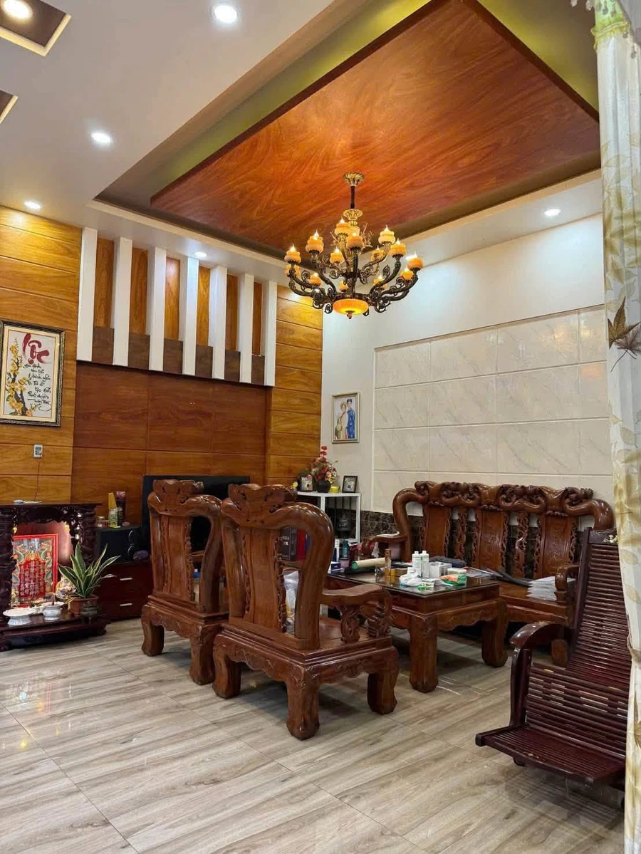 Bán nhà mặt tiền Nguyễn Huệ Bến Tre 22 tỷ, 342m² - Ảnh thu nhỏ 5