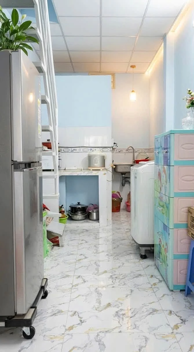 Nhà bán 2 tỷ 6 Đoàn Văn Bơ Q4, 25m², 2PN - Ảnh 1