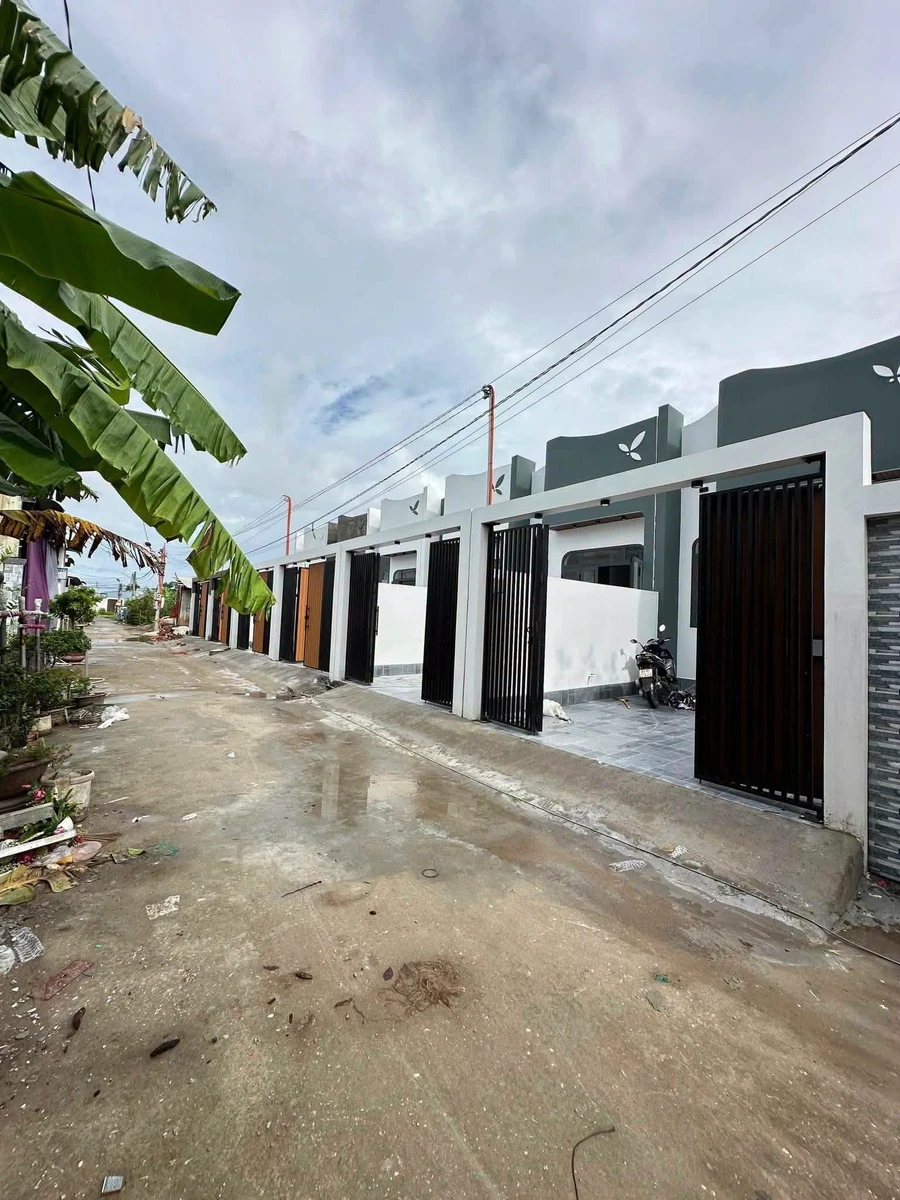 Bán nhà hẻm 2 PN, 100.8m², Sóc Trăng, 1.39 tỷ - Ảnh 1