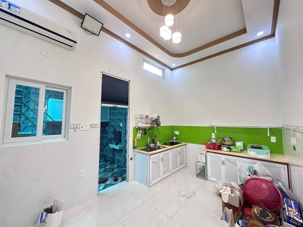 Bán nhà mặt tiền 85m2, 2 phòng ngủ, Phan Thiết - Ảnh thu nhỏ 3