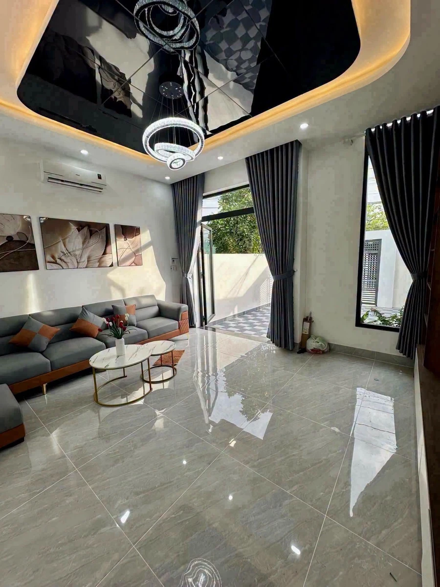 Bán nhà phong cách luxury 180m2, 3 phòng ngủ, Rạch Giá - Ảnh thu nhỏ 5