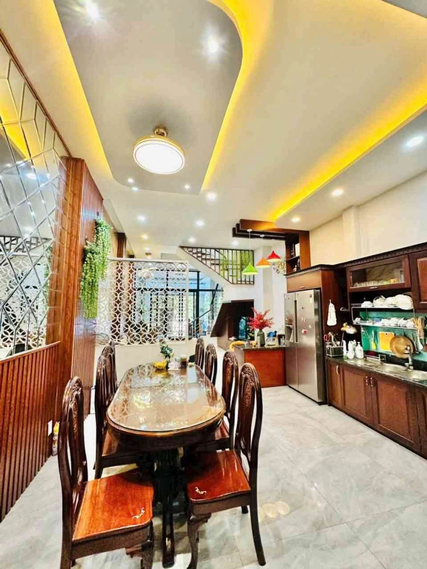 Bán nhà 5PN, 81m² view công viên Vạn Phúc 17 tỷ - Ảnh 1